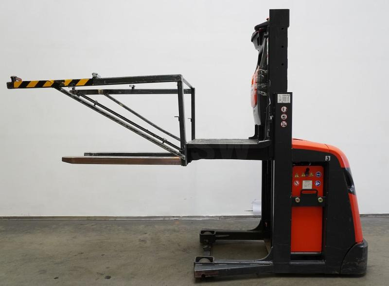 Linde V 10 5212 - Μηχάνημα συλλογής παραγγελιών: φωτογραφία 4 Linde V 10 5212 - Μηχάνημα συλλογής παραγγελιών: φωτογραφία 4