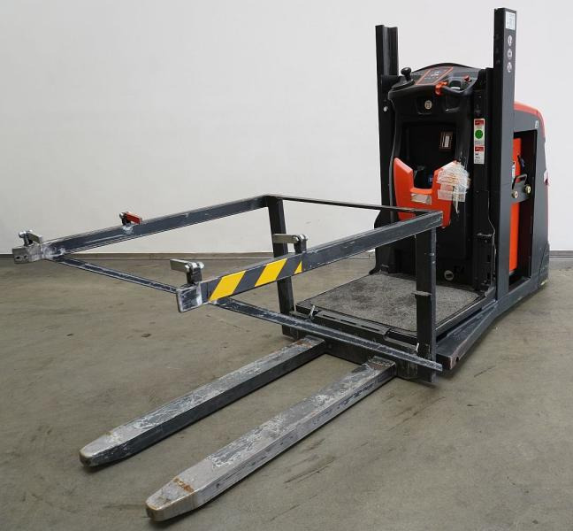 Linde V 10 5212 - Μηχάνημα συλλογής παραγγελιών: φωτογραφία 2 Linde V 10 5212 - Μηχάνημα συλλογής παραγγελιών: φωτογραφία 2
