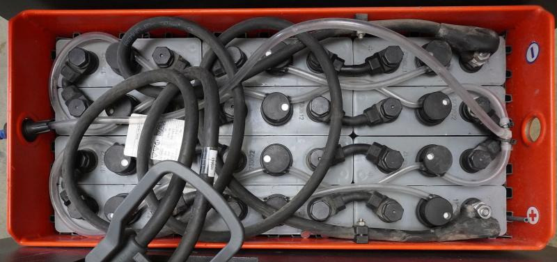 Linde V 10 5212 - Ηλεκτροκίνητο περονοφόρο: φωτογραφία 5 Linde V 10 5212 - Ηλεκτροκίνητο περονοφόρο: φωτογραφία 5