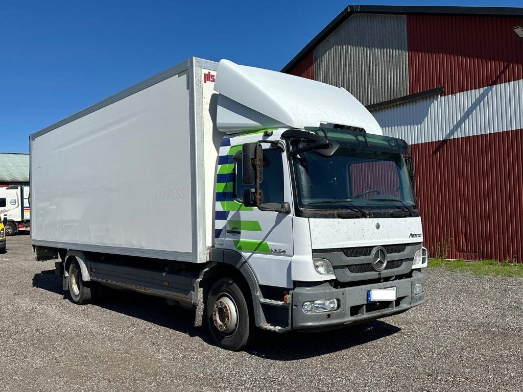 Mercedes-Benz 1224 L serie 5952 - Φορτηγό κόφα: φωτογραφία 1 Mercedes-Benz 1224 L serie 5952 - Φορτηγό κόφα: φωτογραφία 1