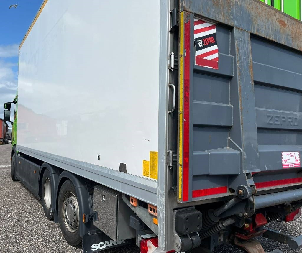 Scania R450B6X2*4NB Serie nr 2891 - Φορτηγό ψυγείο: φωτογραφία 5 Scania R450B6X2*4NB Serie nr 2891 - Φορτηγό ψυγείο: φωτογραφία 5