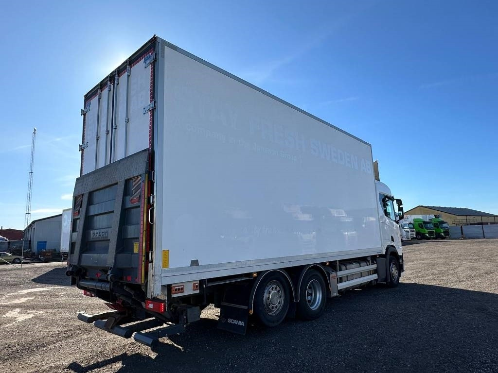 Scania R500B6X2*4NB serie 5087 - Φορτηγό ψυγείο: φωτογραφία 2 Scania R500B6X2*4NB serie 5087 - Φορτηγό ψυγείο: φωτογραφία 2