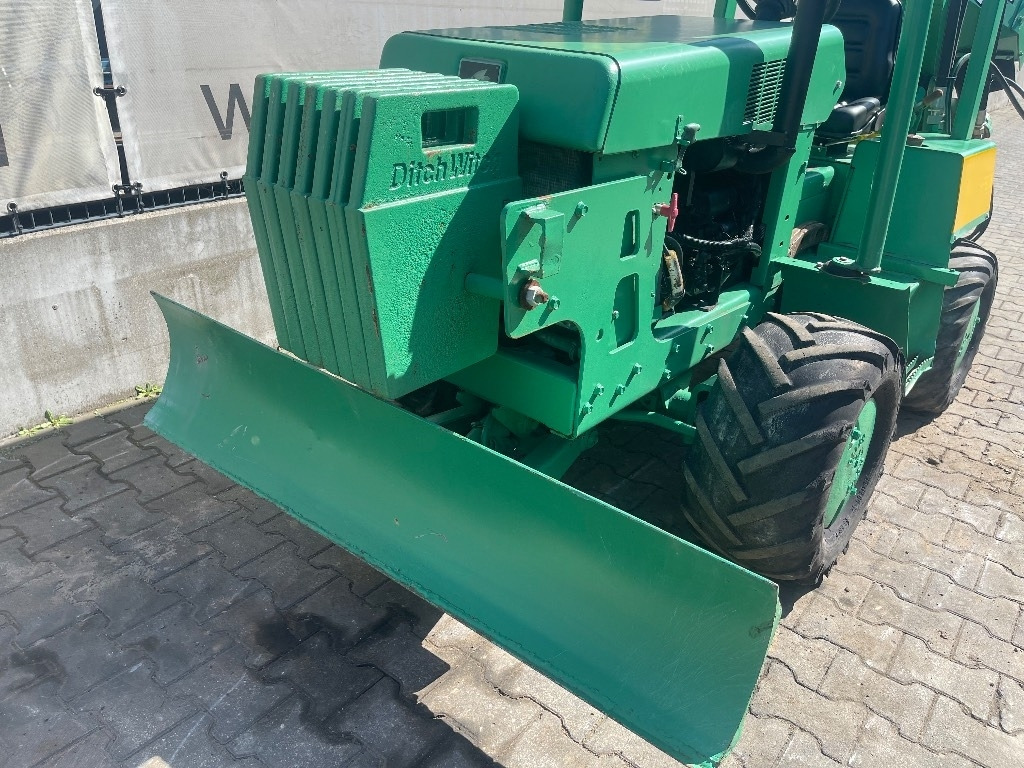 Εκσκαφέας τάφρων Ditch Witch 3500 DD: φωτογραφία 16 Εκσκαφέας τάφρων Ditch Witch 3500 DD: φωτογραφία 16