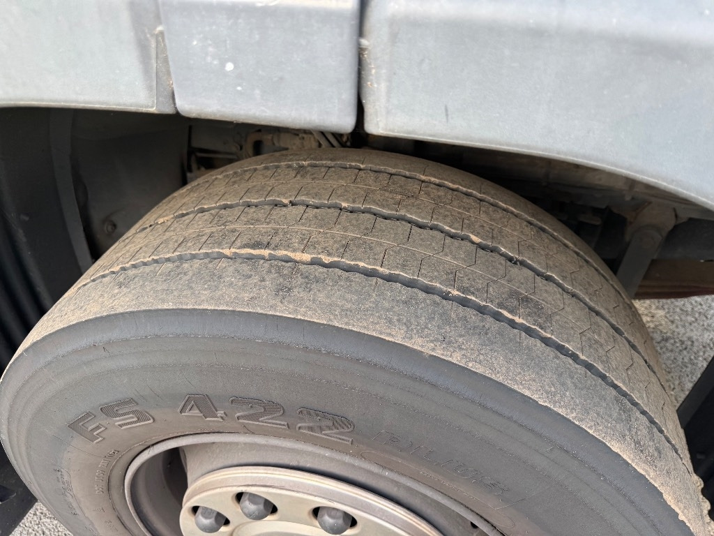 Scania P 340 - Φορτηγό κόφα: φωτογραφία 4 Scania P 340 - Φορτηγό κόφα: φωτογραφία 4