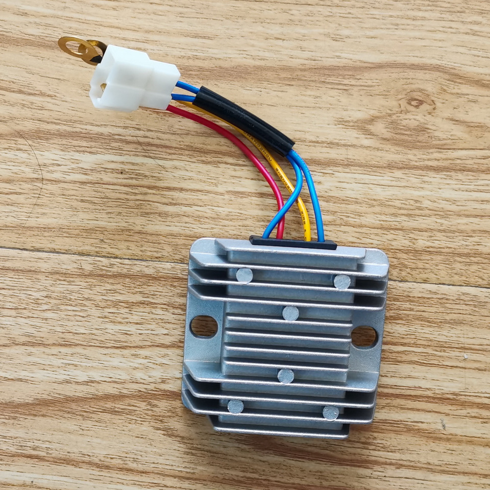 KOOP KD192FC Engine Original Regulator - Κινητήρας και ανταλλακτικά για Ελαστιχοφόρος φορτωτής: φωτογραφία 1 KOOP KD192FC Engine Original Regulator - Κινητήρας και ανταλλακτικά για Ελαστιχοφόρος φορτωτής: φωτογραφία 1