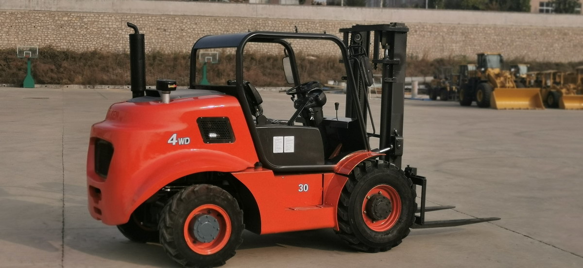 QINGDAO PROMISING 3T 4WD Rough Terrain Forklift CPCD30 - Φορτηγό ανωμάλου εδάφους: φωτογραφία 3 QINGDAO PROMISING 3T 4WD Rough Terrain Forklift CPCD30 - Φορτηγό ανωμάλου εδάφους: φωτογραφία 3