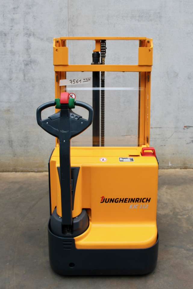Jungheinrich EJC 112 250 ZT - Μηχάνημα στοίβαξης: φωτογραφία 5 Jungheinrich EJC 112 250 ZT - Μηχάνημα στοίβαξης: φωτογραφία 5