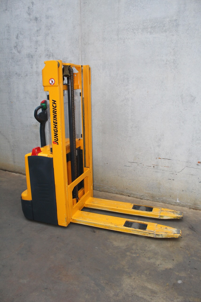 Jungheinrich EJC 112 250 ZT - Μηχάνημα στοίβαξης: φωτογραφία 4 Jungheinrich EJC 112 250 ZT - Μηχάνημα στοίβαξης: φωτογραφία 4