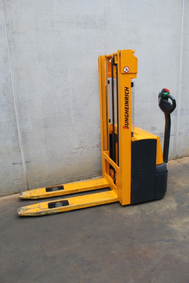 Jungheinrich EJC 112 250 ZT - Μηχάνημα στοίβαξης: φωτογραφία 2 Jungheinrich EJC 112 250 ZT - Μηχάνημα στοίβαξης: φωτογραφία 2