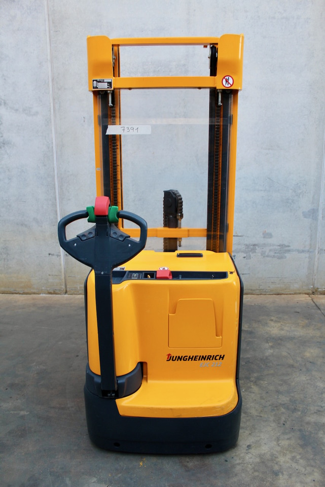 Jungheinrich EJC 212 470 DZ - Μηχάνημα στοίβαξης: φωτογραφία 5 Jungheinrich EJC 212 470 DZ - Μηχάνημα στοίβαξης: φωτογραφία 5