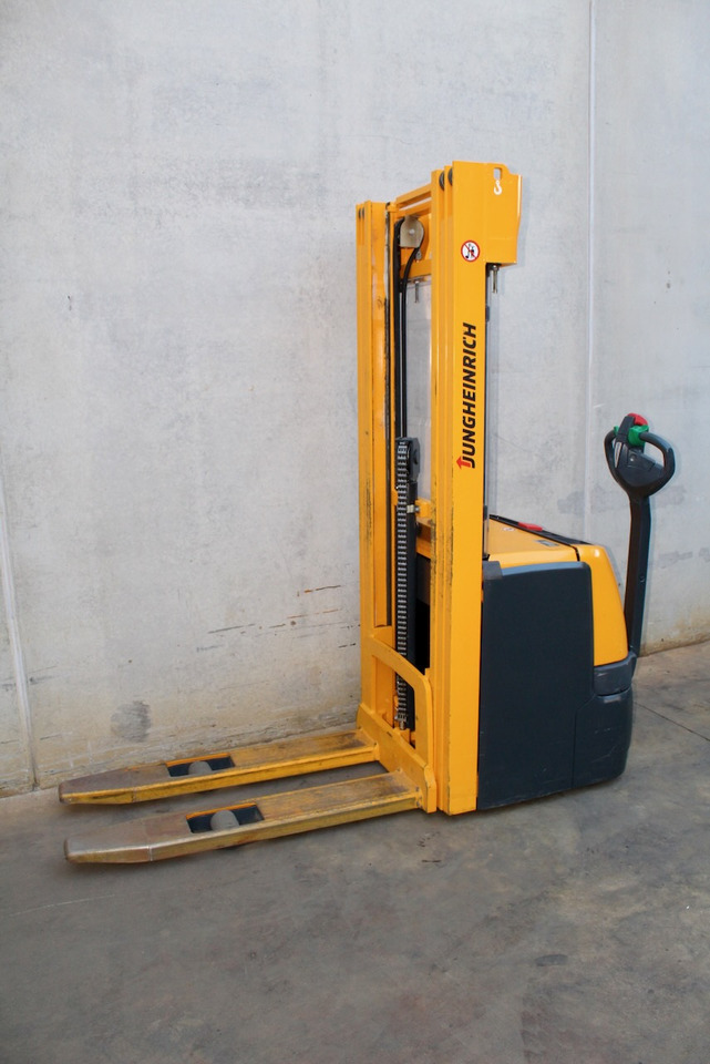 Jungheinrich EJC 212 470 DZ - Μηχάνημα στοίβαξης: φωτογραφία 2 Jungheinrich EJC 212 470 DZ - Μηχάνημα στοίβαξης: φωτογραφία 2