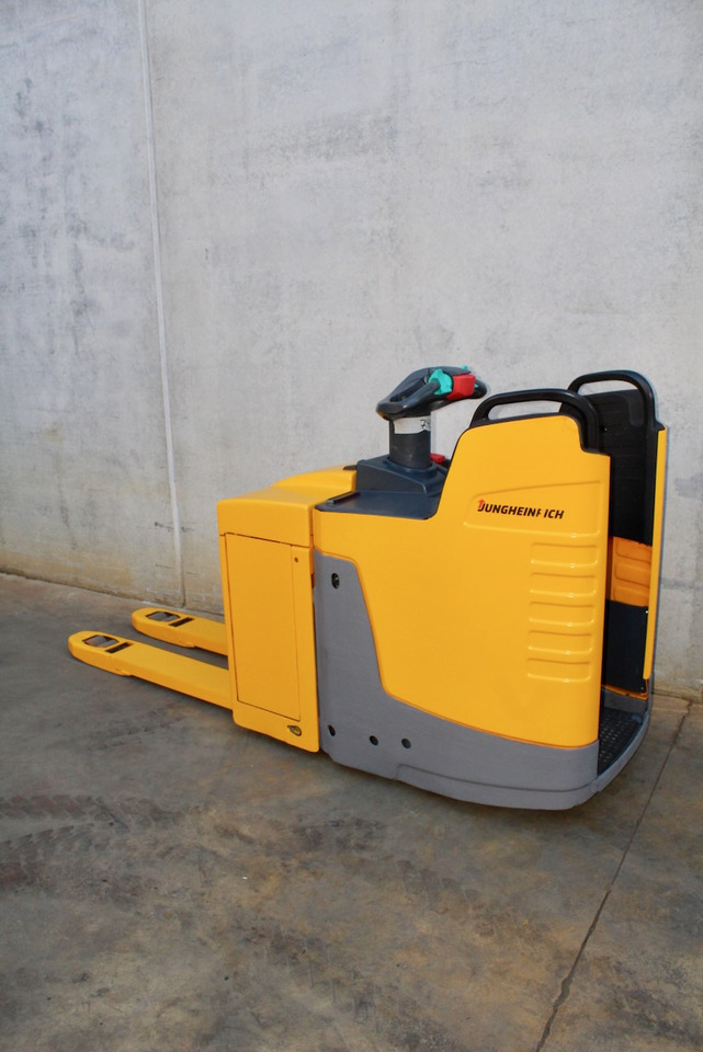 Jungheinrich ERE 225 - Παλετοφόρο: φωτογραφία 1 Jungheinrich ERE 225 - Παλετοφόρο: φωτογραφία 1