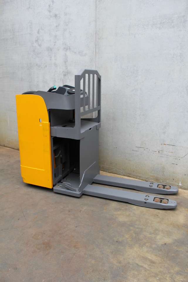 Jungheinrich ESE 120 - Παλετοφόρο: φωτογραφία 4 Jungheinrich ESE 120 - Παλετοφόρο: φωτογραφία 4