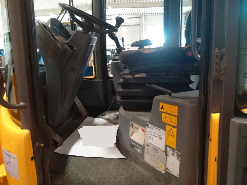 Volvo L 35 G - Ελαστιχοφόρος φορτωτής: φωτογραφία 4 Volvo L 35 G - Ελαστιχοφόρος φορτωτής: φωτογραφία 4