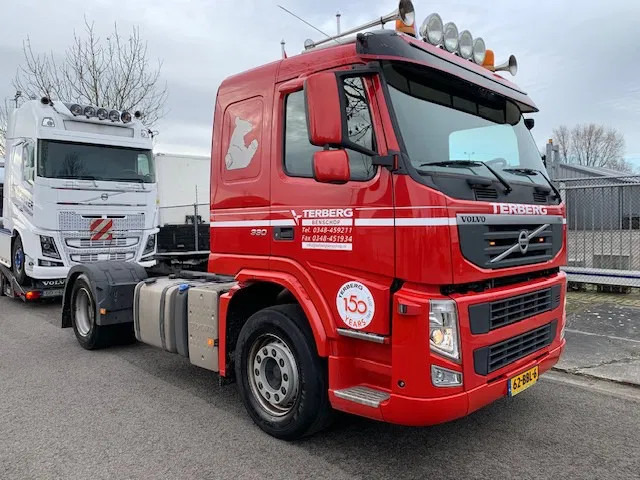 Volvo FM 340 Euro 5 sleeper cab low milage! - Τράκτορας: φωτογραφία 3 Volvo FM 340 Euro 5 sleeper cab low milage! - Τράκτορας: φωτογραφία 3
