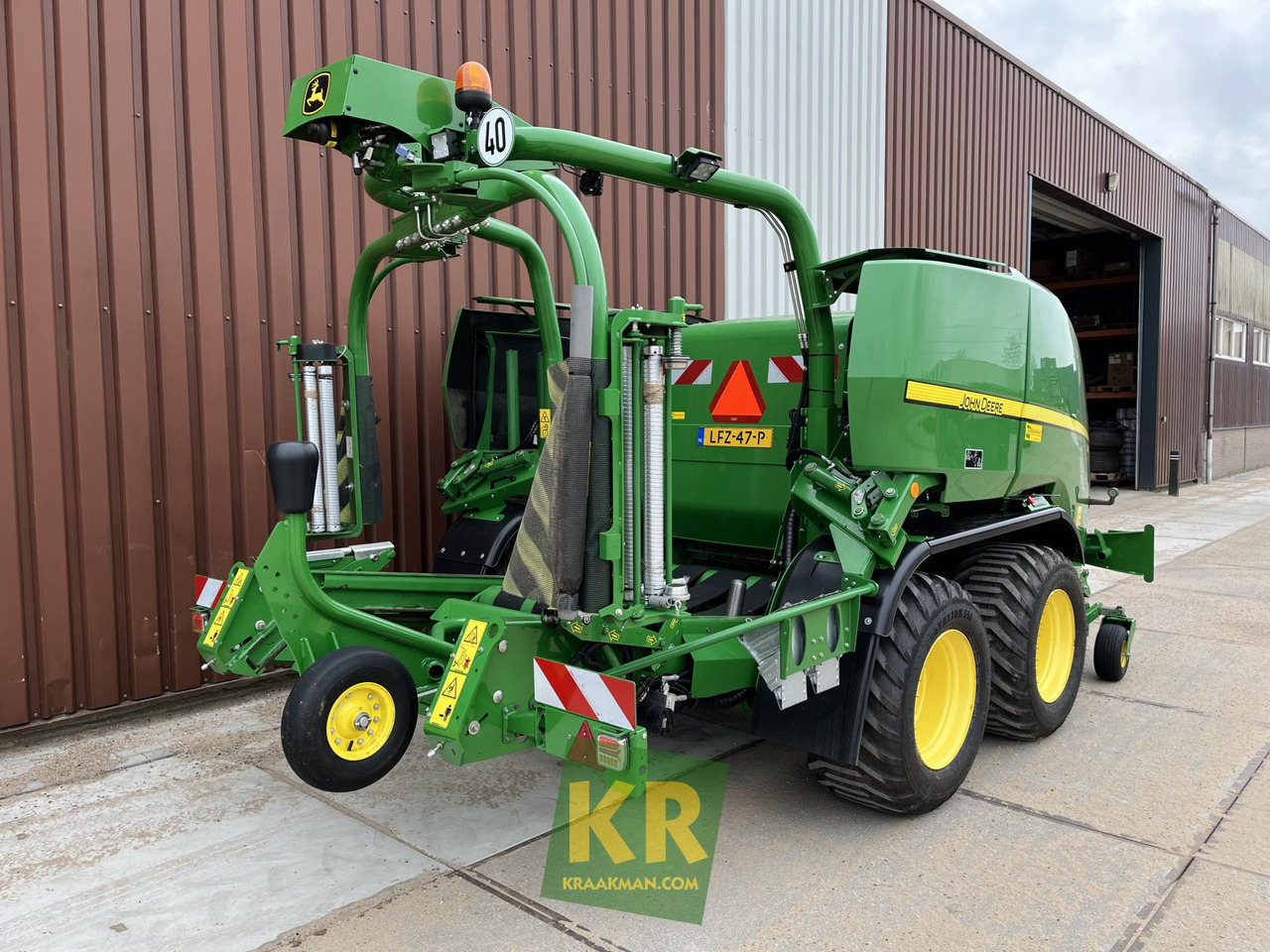 C441R John Deere - Χορτοδετική μηχανή στρόγγυλης μπάλας: φωτογραφία 5 C441R John Deere - Χορτοδετική μηχανή στρόγγυλης μπάλας: φωτογραφία 5