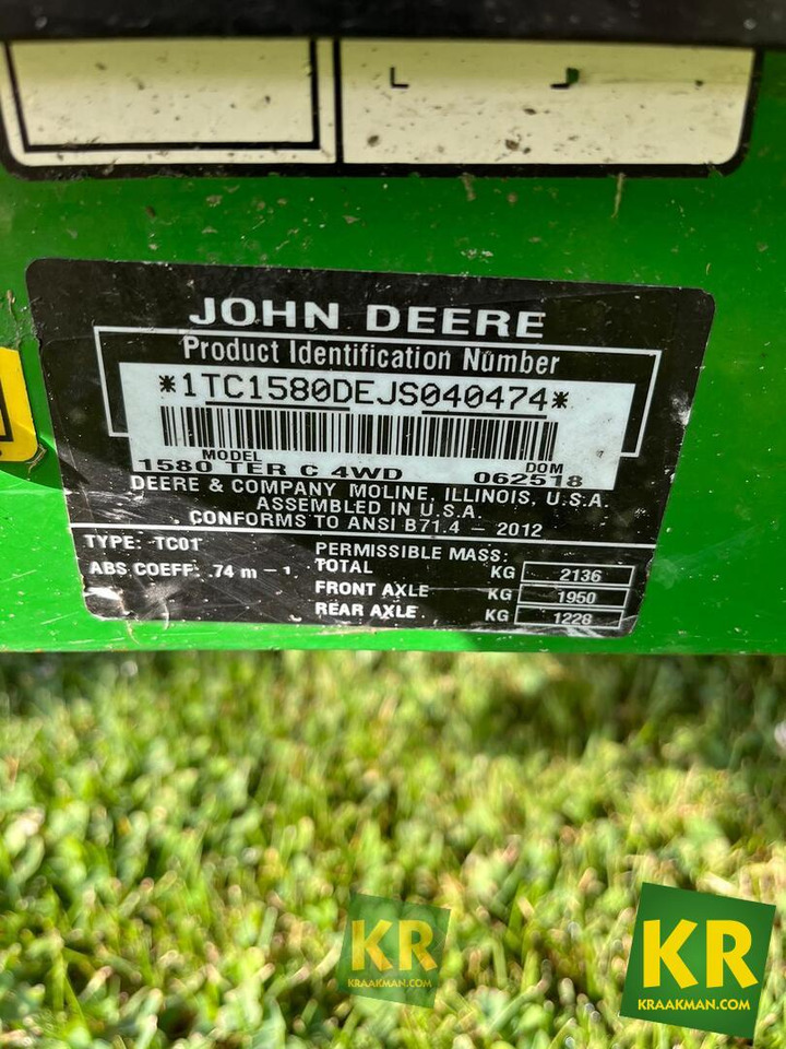 John Deere 1580 - Χλοοκοπτικό: φωτογραφία 3 John Deere 1580 - Χλοοκοπτικό: φωτογραφία 3