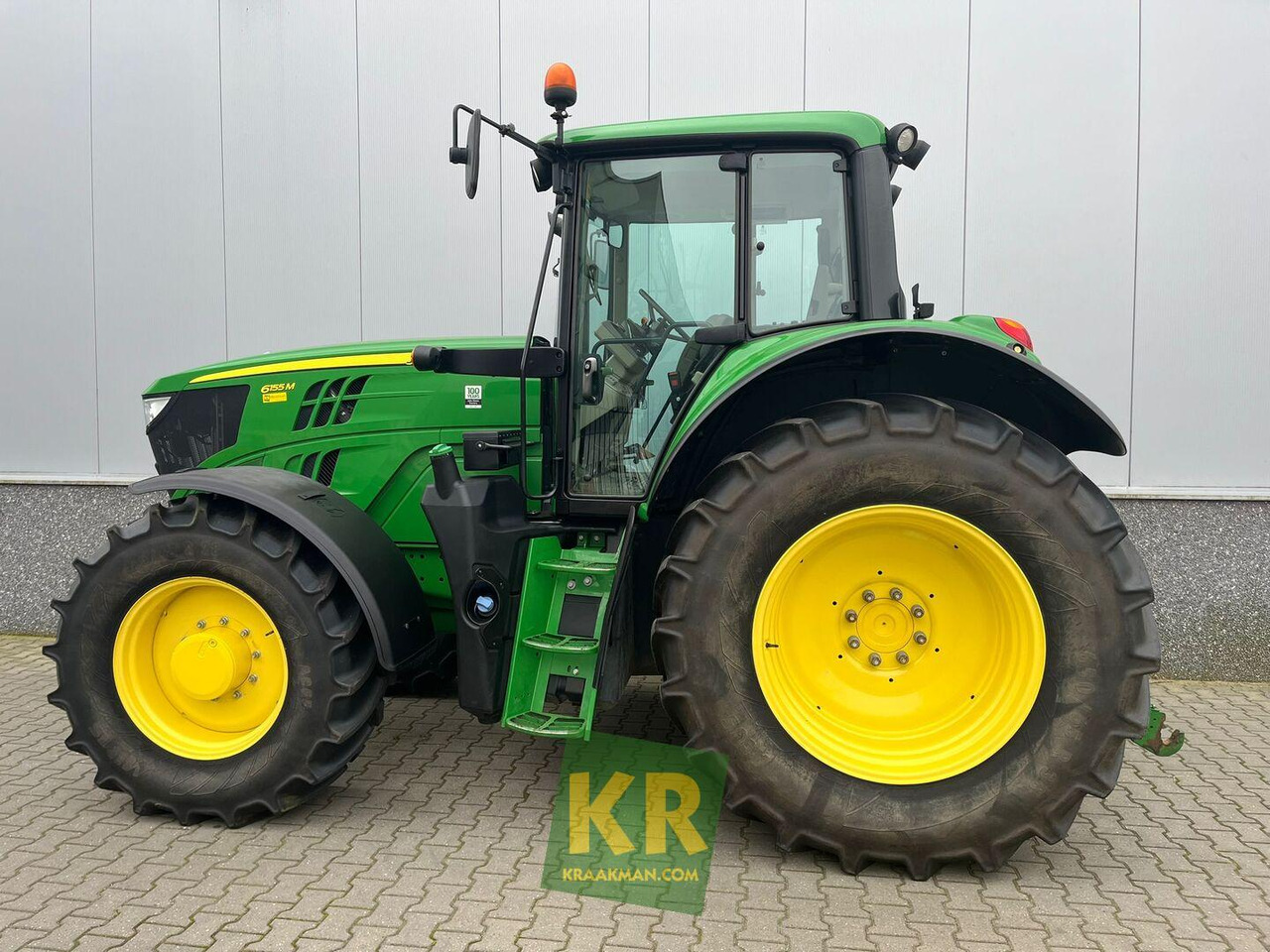 John Deere 6155M - Τρακτέρ: φωτογραφία 1 John Deere 6155M - Τρακτέρ: φωτογραφία 1