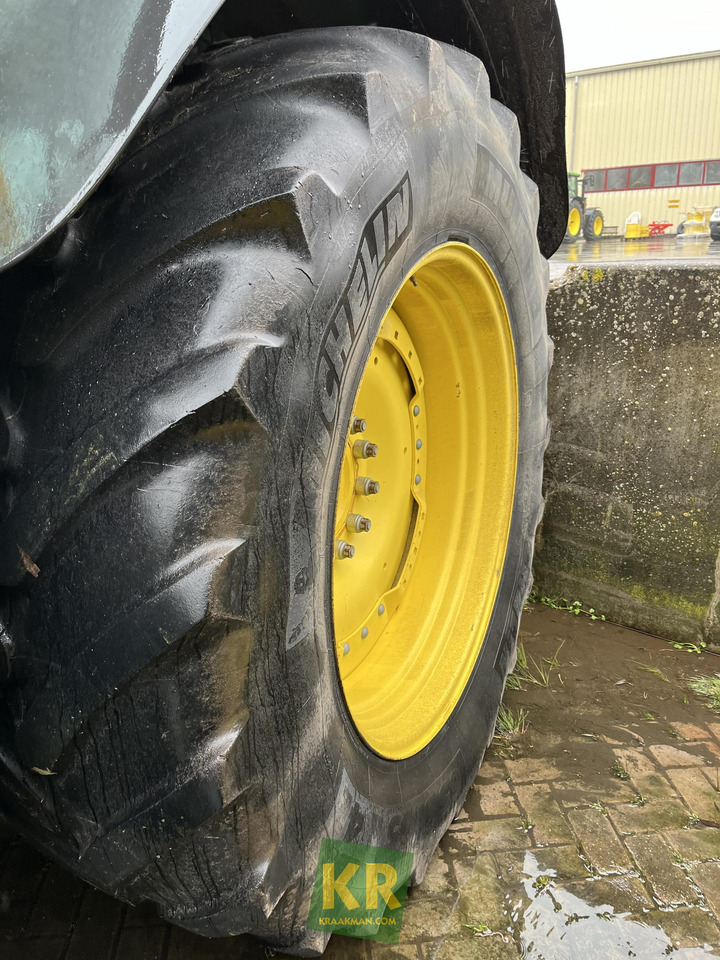 John Deere 6215R - Τρακτέρ: φωτογραφία 5 John Deere 6215R - Τρακτέρ: φωτογραφία 5