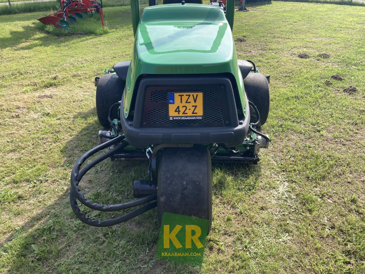 John Deere 8000A E-CUT - Χλοοκοπτικό: φωτογραφία 5 John Deere 8000A E-CUT - Χλοοκοπτικό: φωτογραφία 5