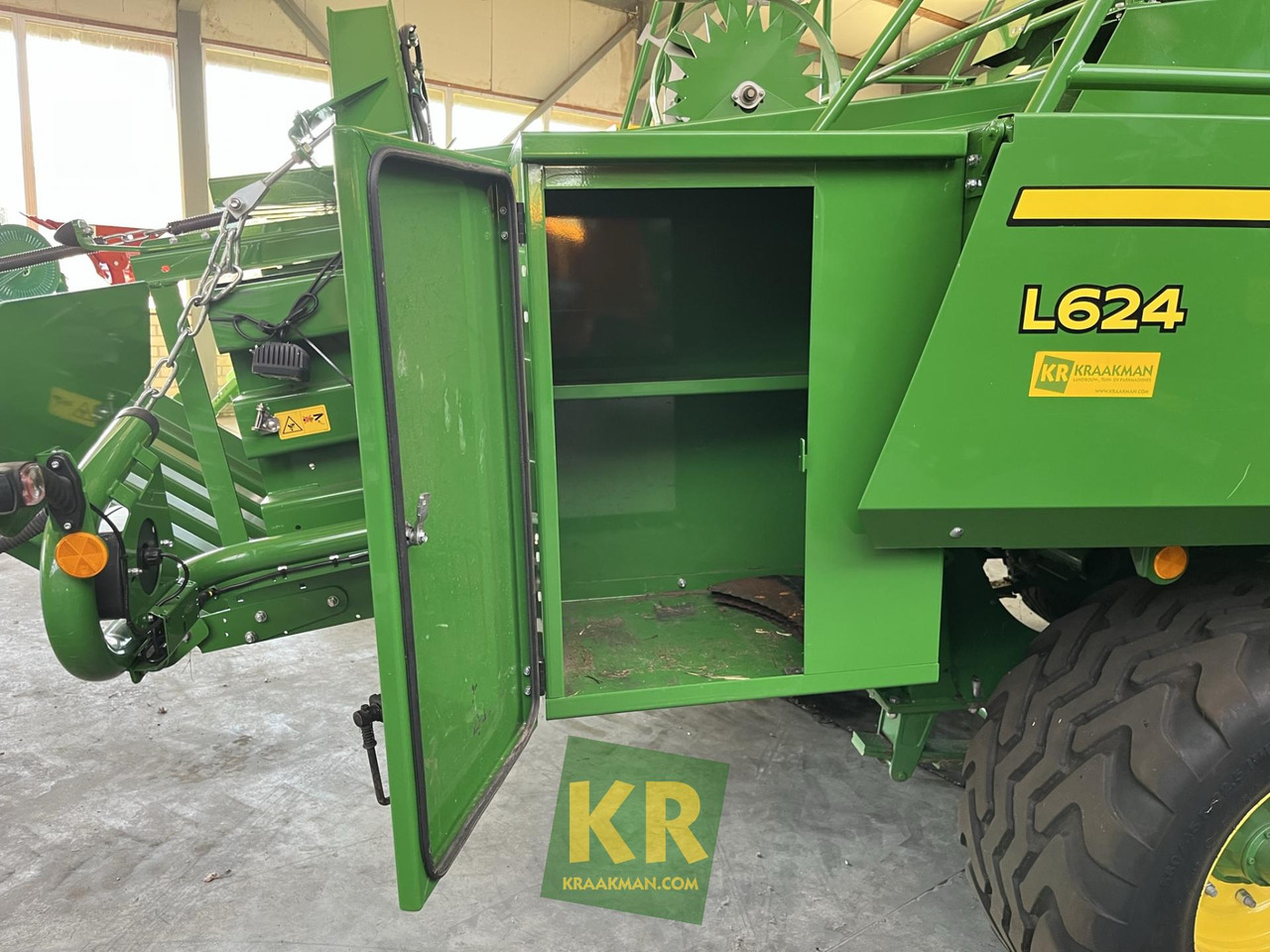 John Deere L624 - Χορτοδετική μηχανή τετράγωνες μπάλες: φωτογραφία 4 John Deere L624 - Χορτοδετική μηχανή τετράγωνες μπάλες: φωτογραφία 4