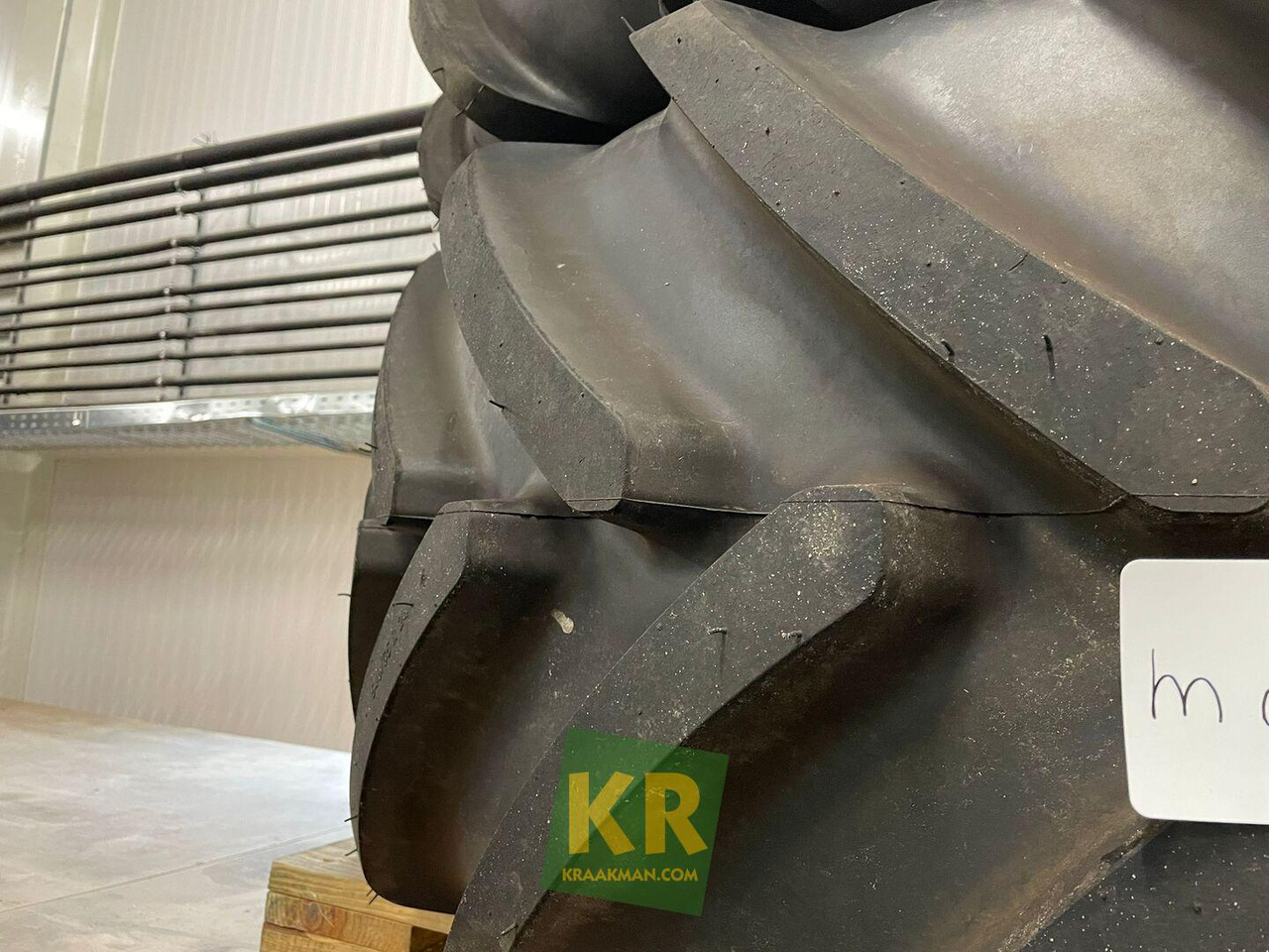 Multibib 540/65R24 Michelin - Πλήρης τροχός για Γεωργικά μηχανήματα: φωτογραφία 2 Multibib 540/65R24 Michelin - Πλήρης τροχός για Γεωργικά μηχανήματα: φωτογραφία 2