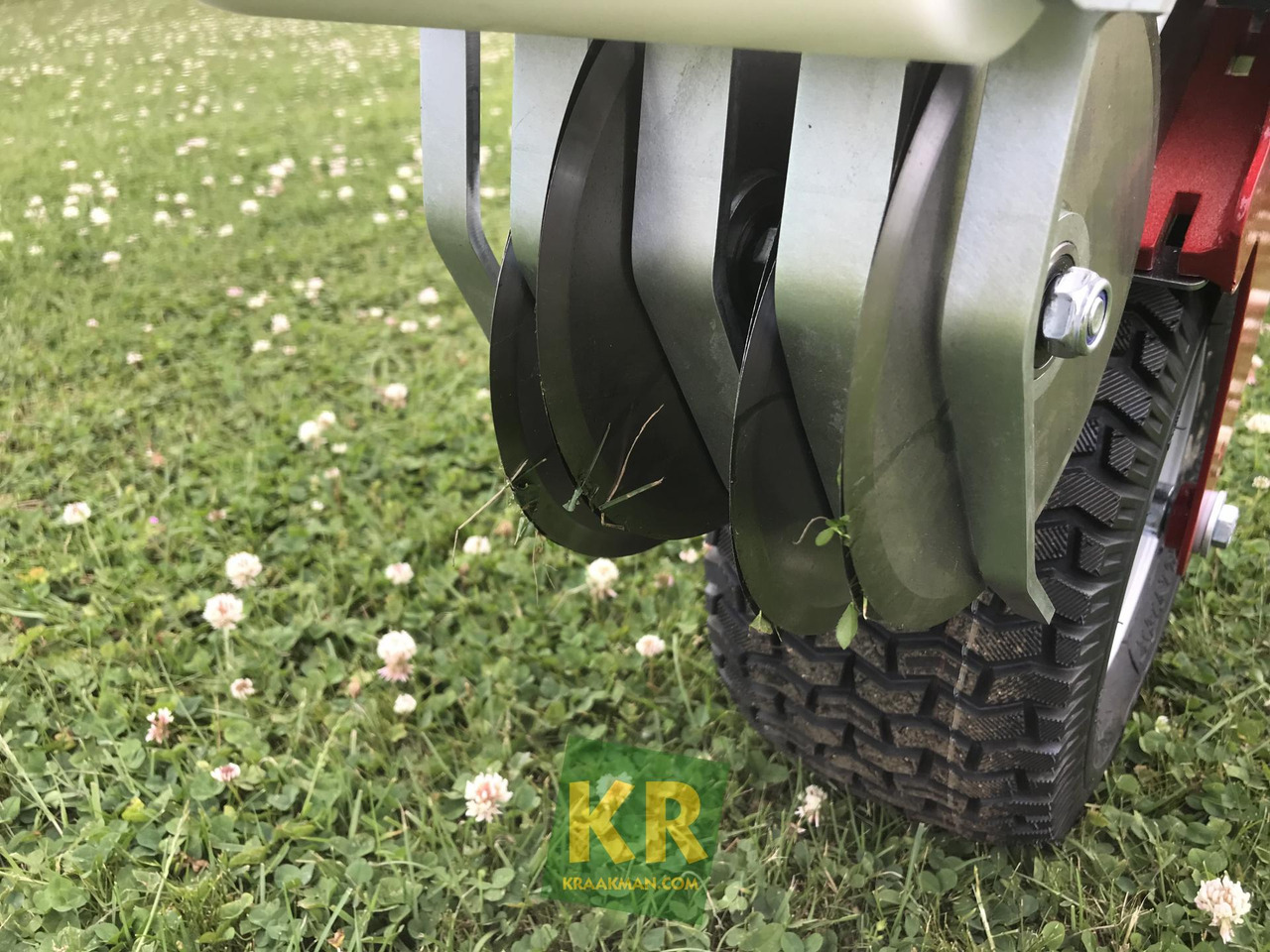 Vredo Turf Buddy - Μηχανή οργώματος: φωτογραφία 5 Vredo Turf Buddy - Μηχανή οργώματος: φωτογραφία 5