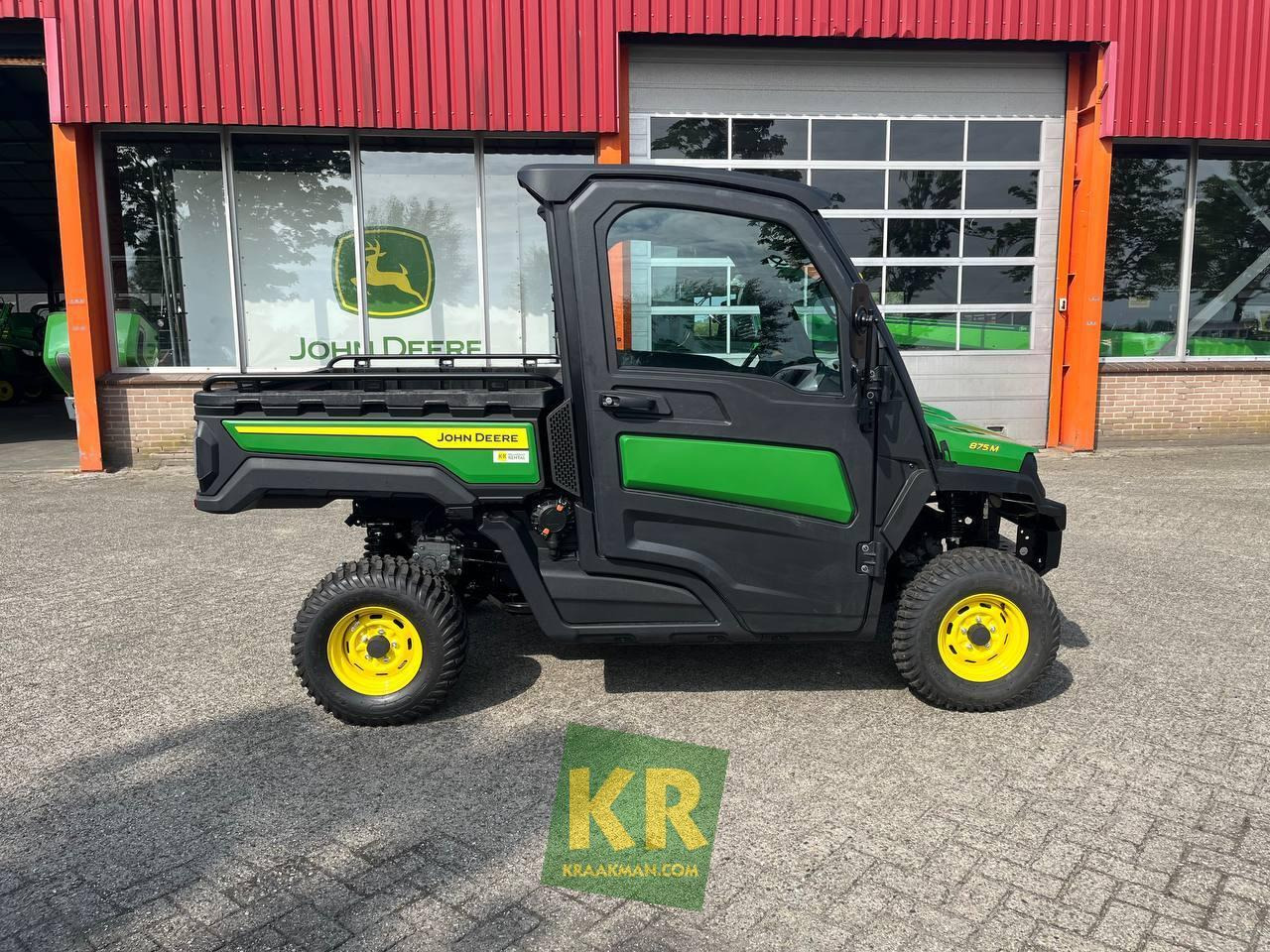 XUV 875M John Deere  - Τετράκλινα: φωτογραφία 1 XUV 875M John Deere  - Τετράκλινα: φωτογραφία 1