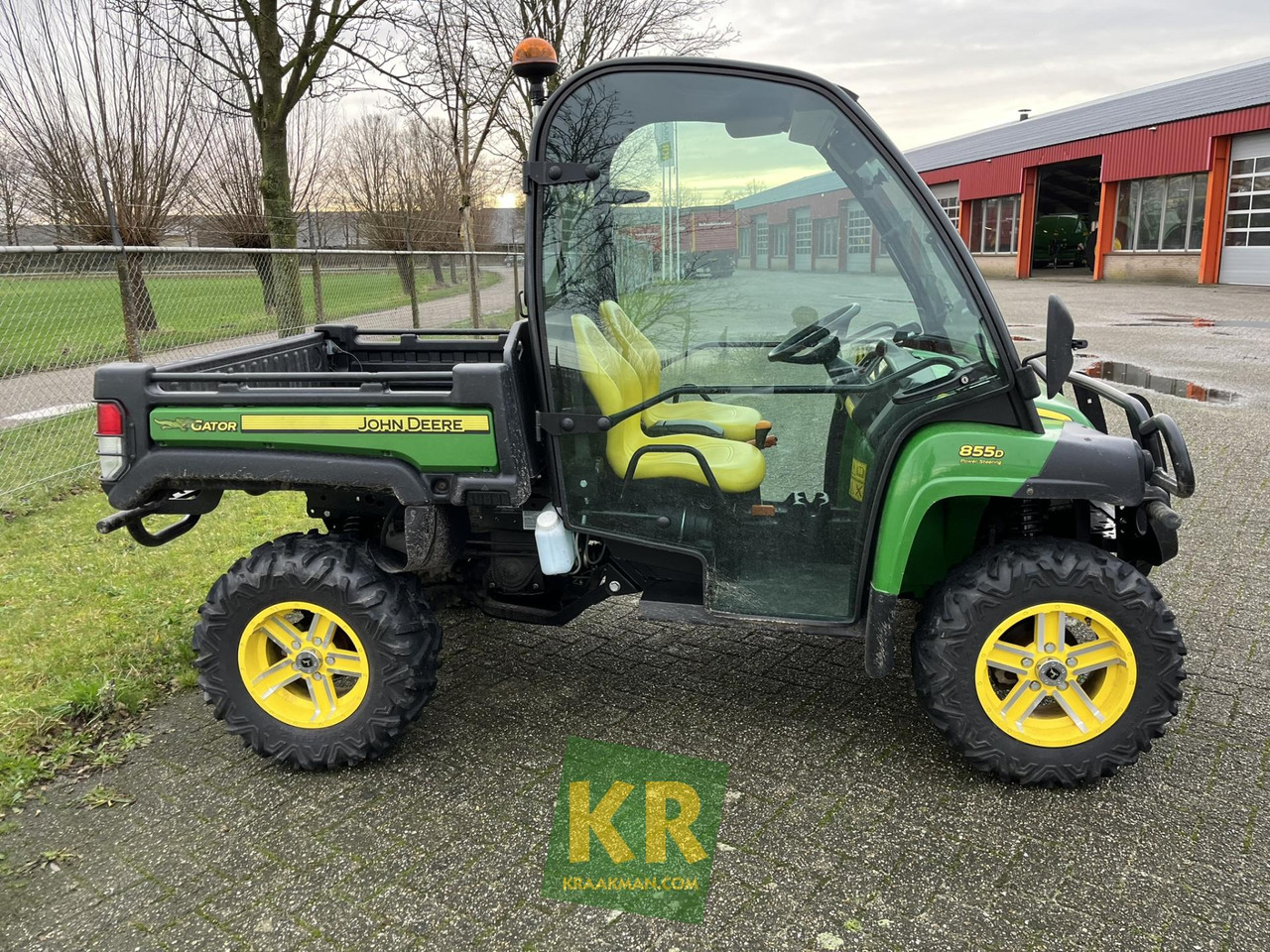 XUV855D John Deere - Τετράκλινα: φωτογραφία 3 XUV855D John Deere - Τετράκλινα: φωτογραφία 3