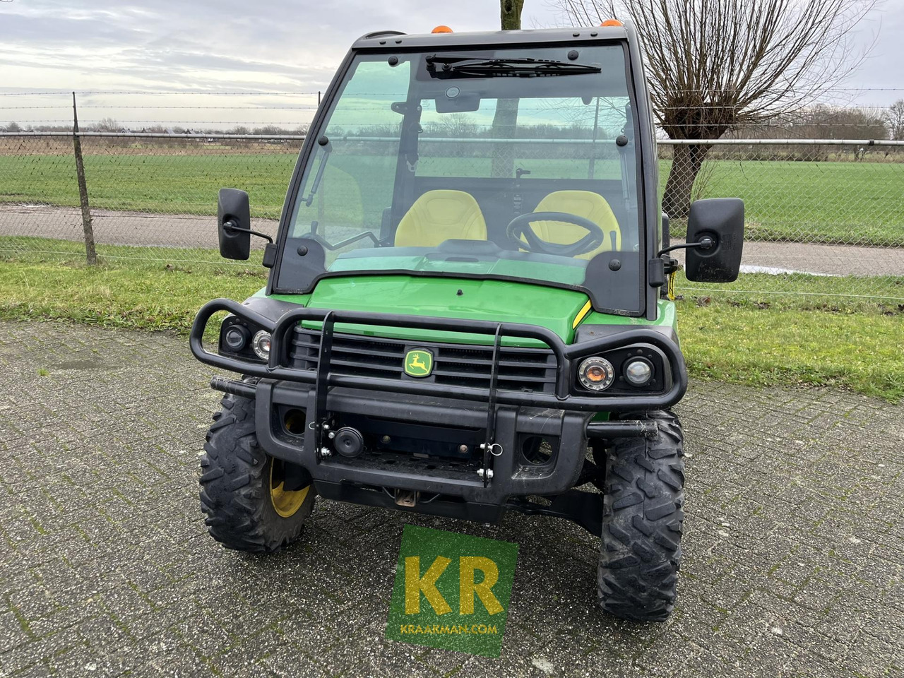 XUV855D John Deere - Τετράκλινα: φωτογραφία 1 XUV855D John Deere - Τετράκλινα: φωτογραφία 1