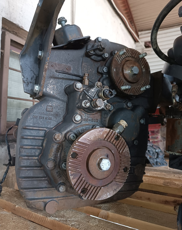 MERCEDES-BENZ SKRZYNIA ROZDZIELCZA REDUKTOR ATEGO 4x4 VG900 1328 1325 1329 - Μετάδοσης κίνησης: φωτογραφία 1 MERCEDES-BENZ SKRZYNIA ROZDZIELCZA REDUKTOR ATEGO 4x4 VG900 1328 1325 1329 - Μετάδοσης κίνησης: φωτογραφία 1