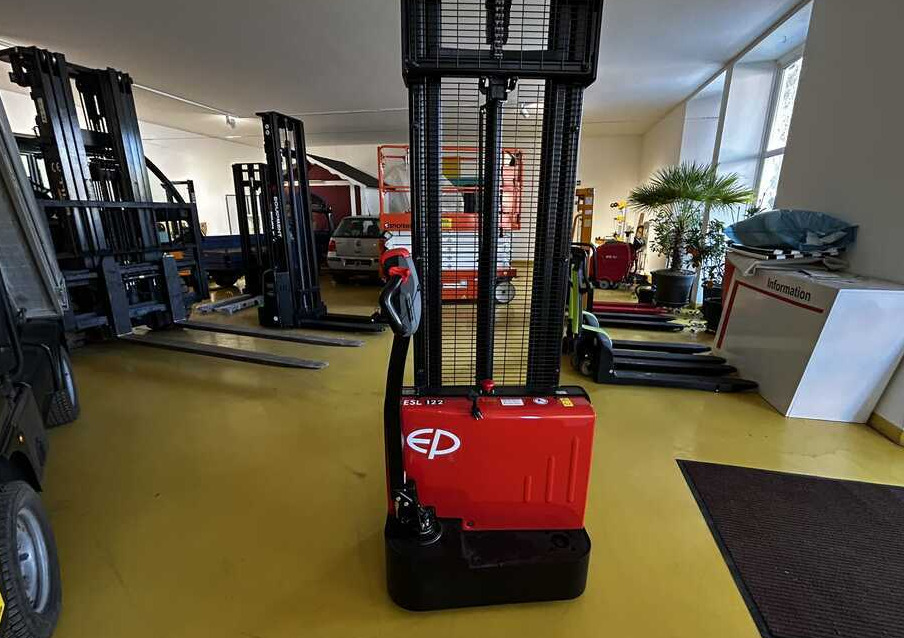 EP Equipment ESL122 - Μηχάνημα στοίβαξης: φωτογραφία 5 EP Equipment ESL122 - Μηχάνημα στοίβαξης: φωτογραφία 5