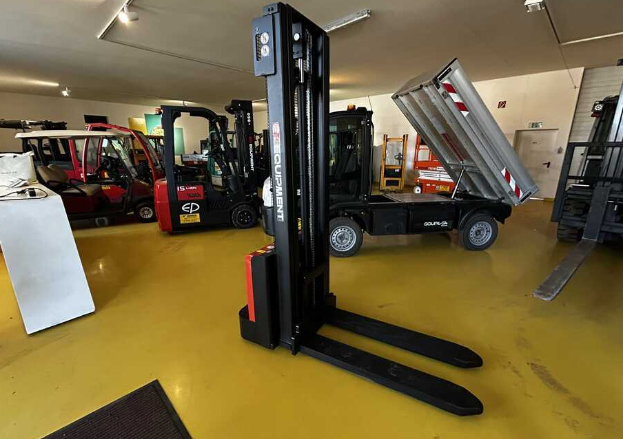 EP Equipment ESL122 - Μηχάνημα στοίβαξης: φωτογραφία 4 EP Equipment ESL122 - Μηχάνημα στοίβαξης: φωτογραφία 4