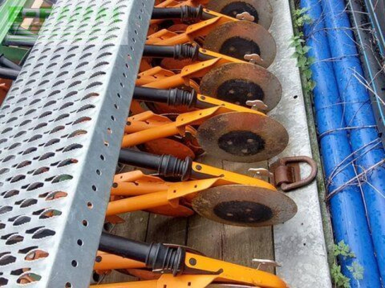 Amazone ke 403 + ad 403 - Σπαρτική μηχανή: φωτογραφία 5 Amazone ke 403 + ad 403 - Σπαρτική μηχανή: φωτογραφία 5