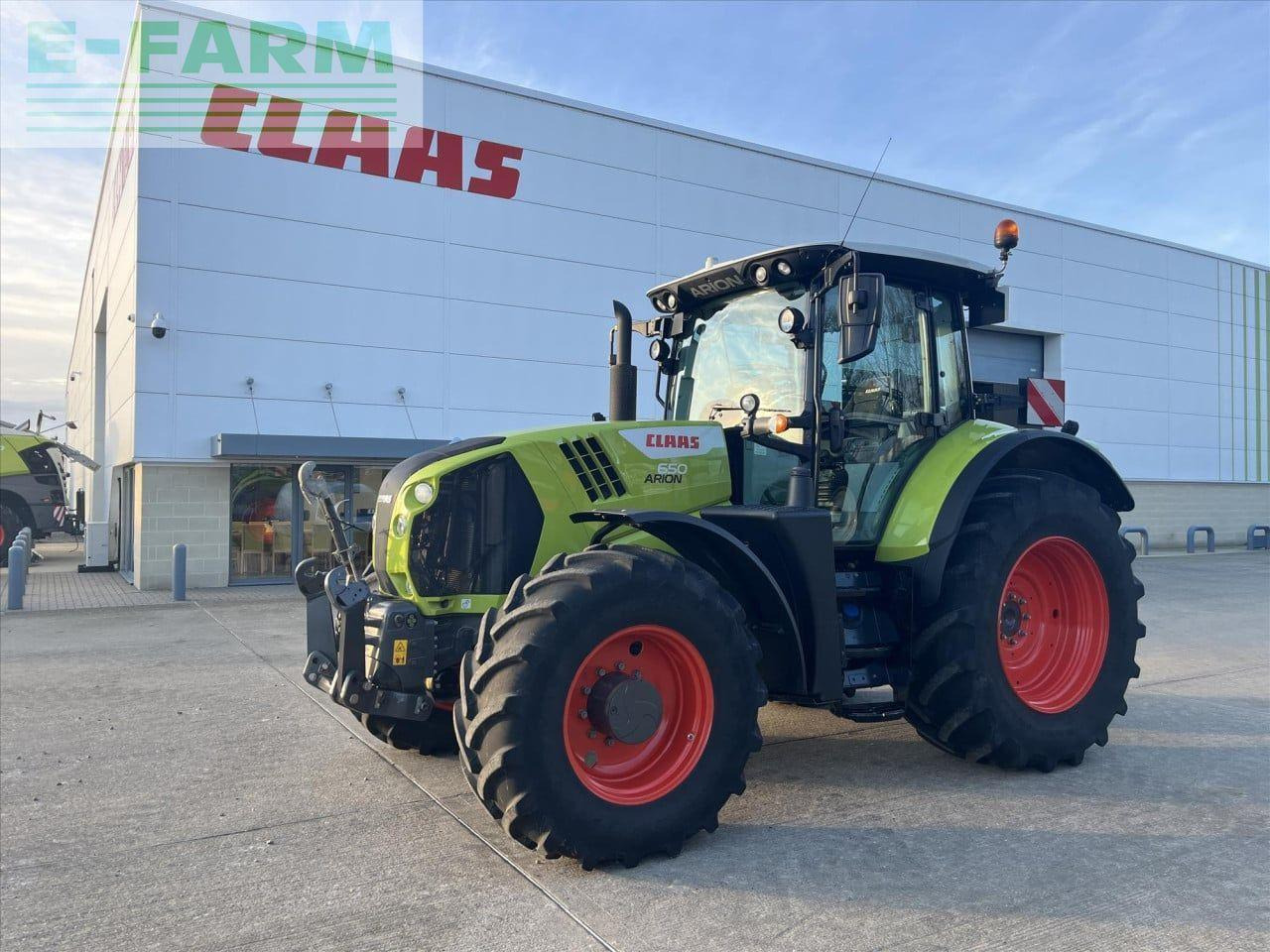 CLAAS ARION 650 HEXASHIFT - Τρακτέρ: φωτογραφία 1 CLAAS ARION 650 HEXASHIFT - Τρακτέρ: φωτογραφία 1