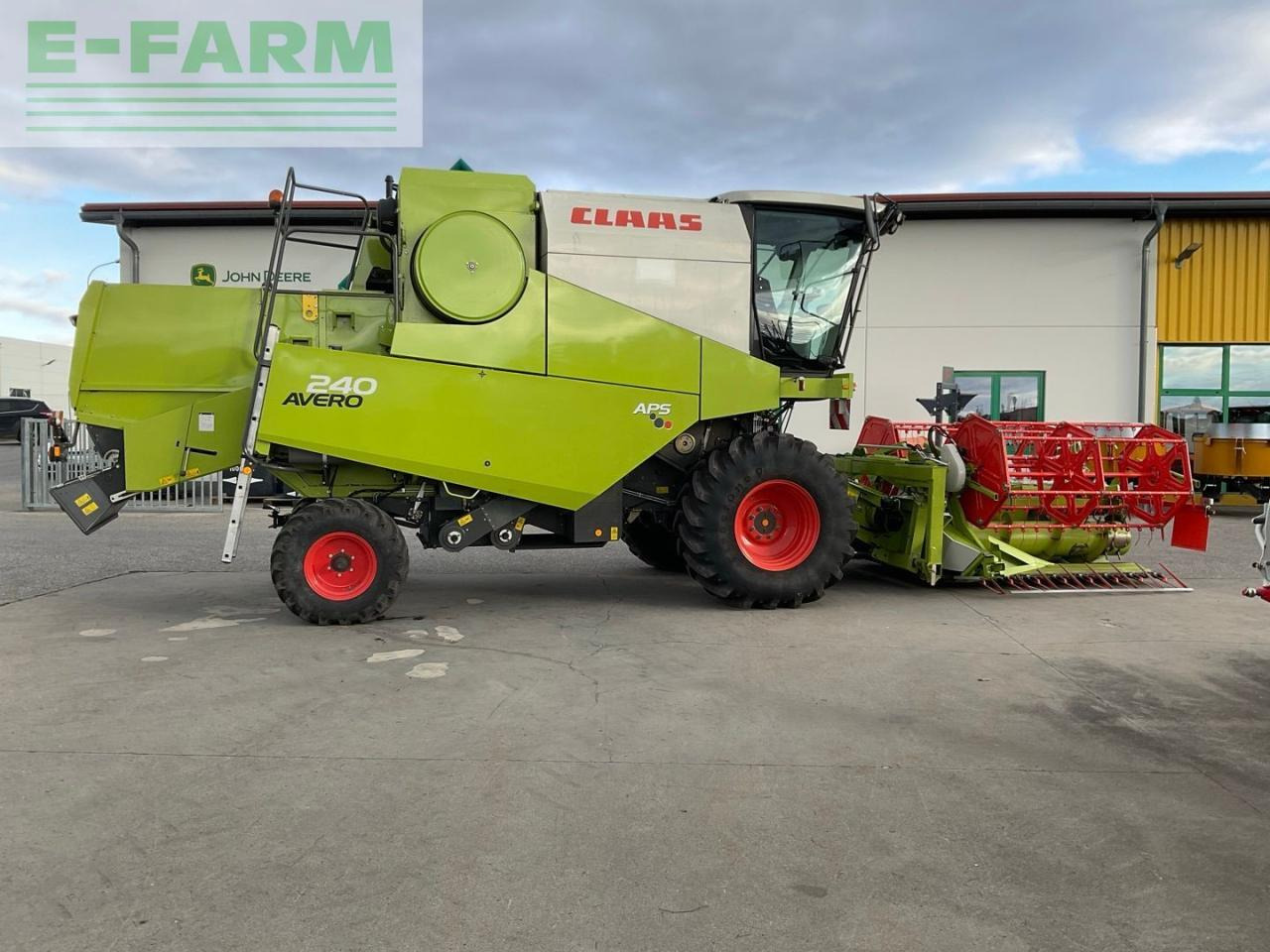 CLAAS AVERO 240 - Θεριζοαλωνιστική μηχανή: φωτογραφία 4 CLAAS AVERO 240 - Θεριζοαλωνιστική μηχανή: φωτογραφία 4
