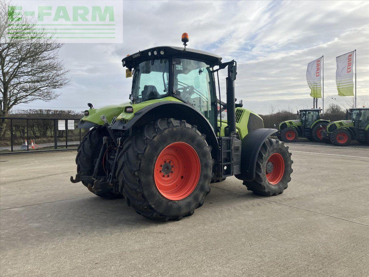 CLAAS AXION 800 - Τρακτέρ: φωτογραφία 5 CLAAS AXION 800 - Τρακτέρ: φωτογραφία 5