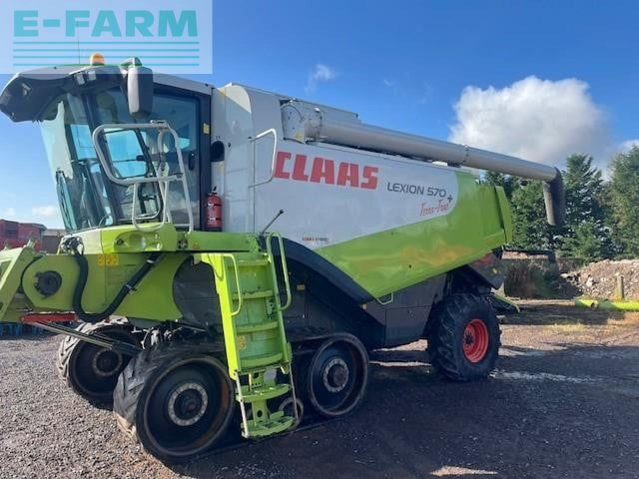 CLAAS LEXION 570 TT - Θεριζοαλωνιστική μηχανή: φωτογραφία 1 CLAAS LEXION 570 TT - Θεριζοαλωνιστική μηχανή: φωτογραφία 1