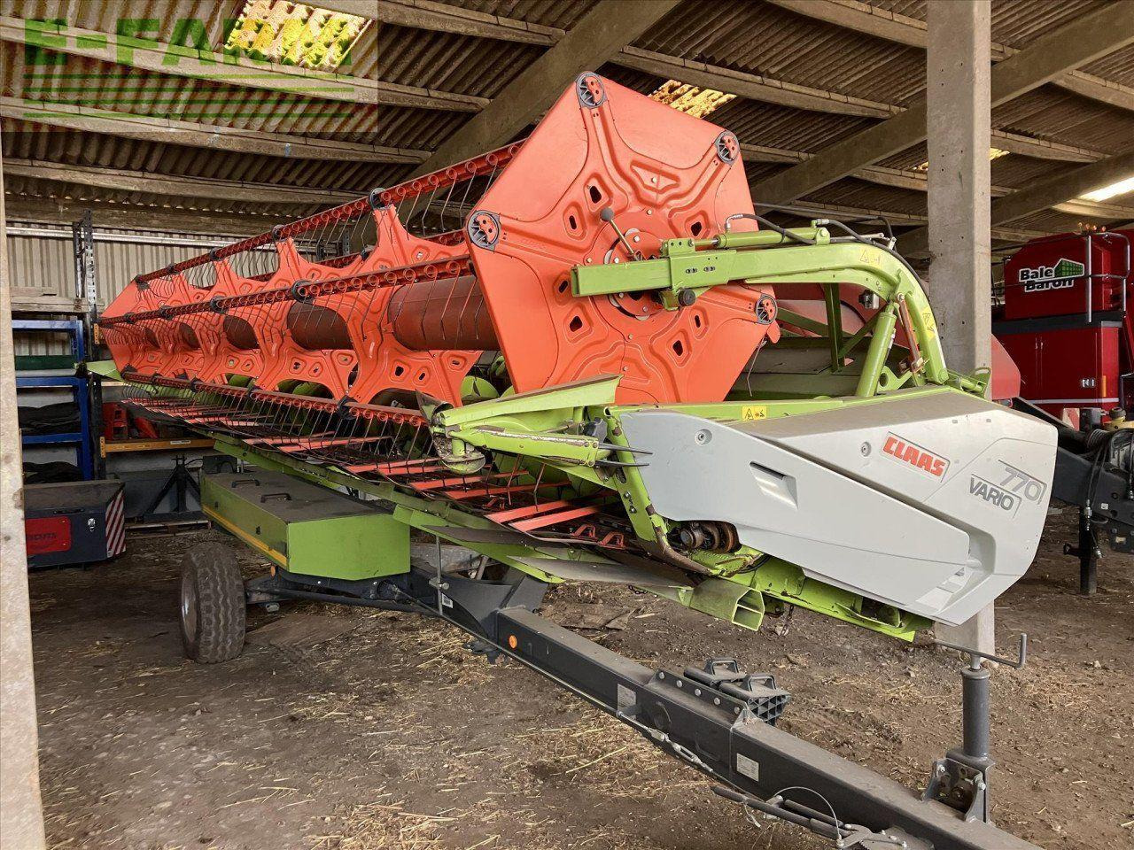 CLAAS LEXION 670 TT - Θεριζοαλωνιστική μηχανή: φωτογραφία 5 CLAAS LEXION 670 TT - Θεριζοαλωνιστική μηχανή: φωτογραφία 5