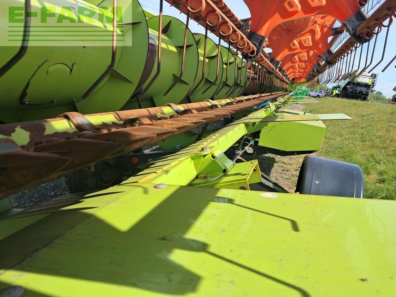 CLAAS LEXION 670TT - Θεριζοαλωνιστική μηχανή: φωτογραφία 3 CLAAS LEXION 670TT - Θεριζοαλωνιστική μηχανή: φωτογραφία 3