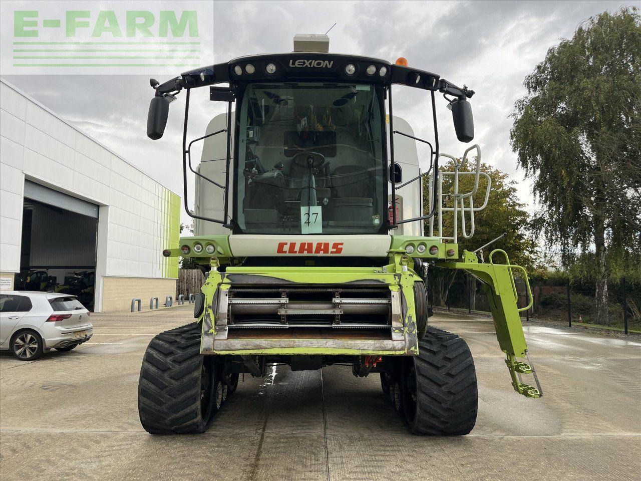 CLAAS LEXION 770 - Θεριζοαλωνιστική μηχανή: φωτογραφία 2 CLAAS LEXION 770 - Θεριζοαλωνιστική μηχανή: φωτογραφία 2