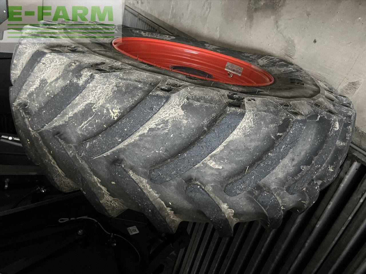 Θεριζοαλωνιστική μηχανή CLAAS LEXION 8600 TERRA TRAC: φωτογραφία 13