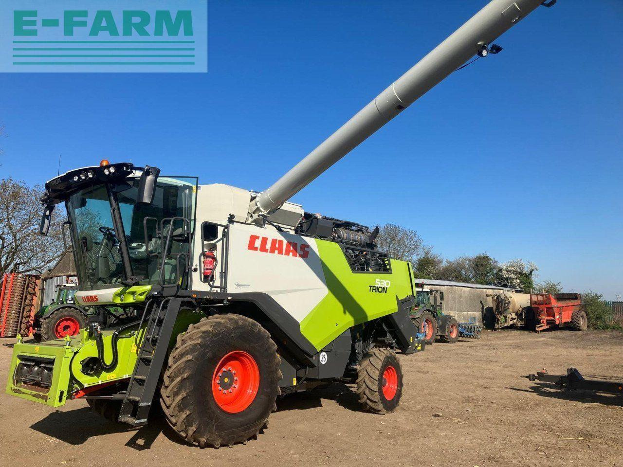 CLAAS TRION 530 - Θεριζοαλωνιστική μηχανή: φωτογραφία 1 CLAAS TRION 530 - Θεριζοαλωνιστική μηχανή: φωτογραφία 1