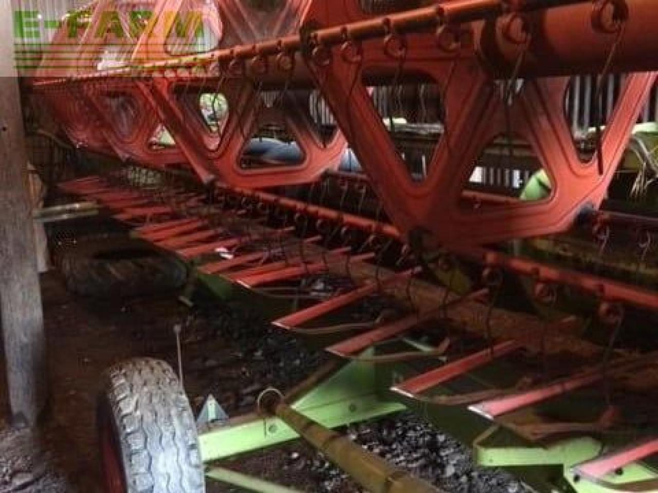 CLAAS TUCANO 430 - Θεριζοαλωνιστική μηχανή: φωτογραφία 3 CLAAS TUCANO 430 - Θεριζοαλωνιστική μηχανή: φωτογραφία 3