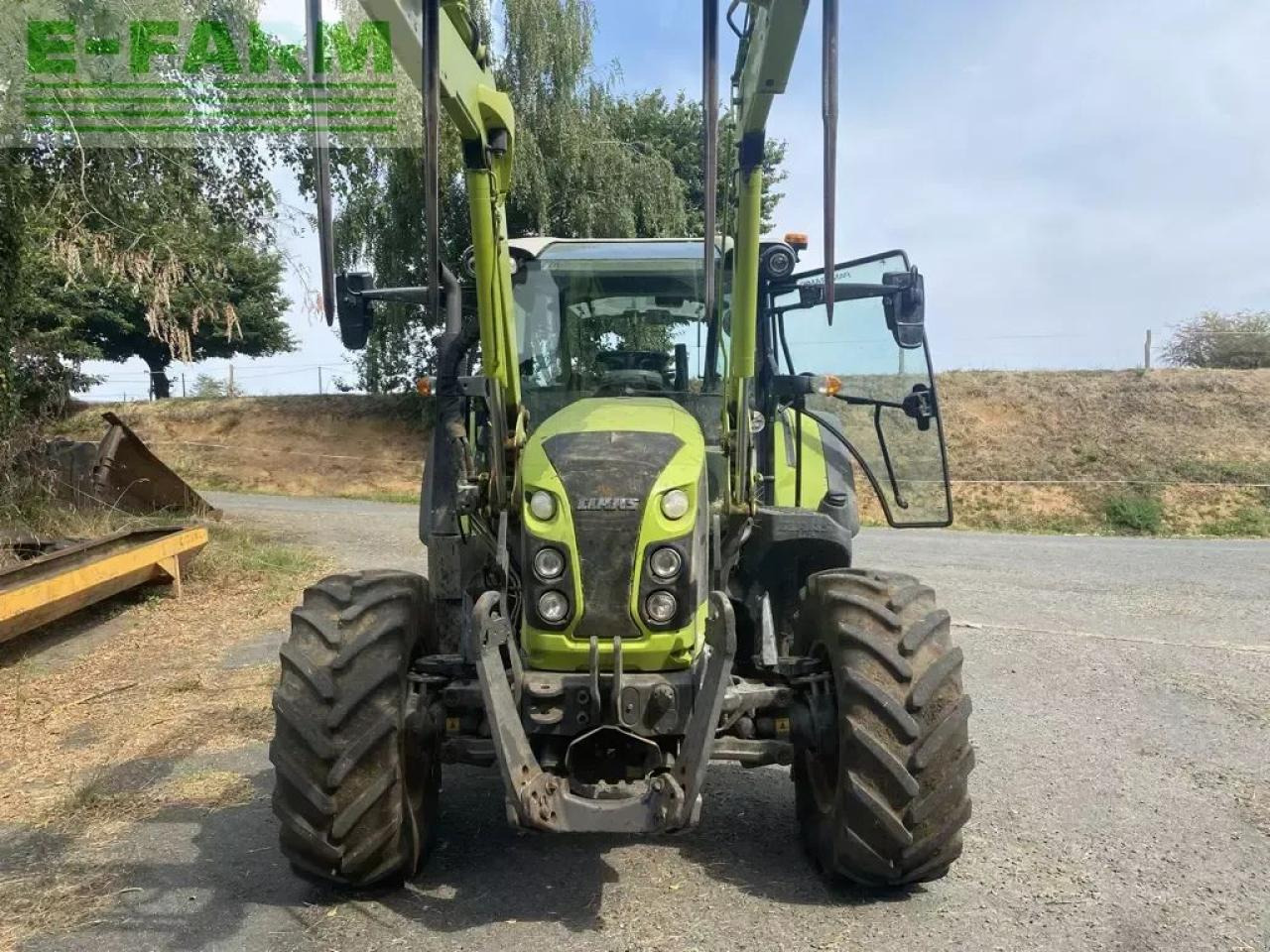 CLAAS arion 440 toit haut - Τρακτέρ: φωτογραφία 5 CLAAS arion 440 toit haut - Τρακτέρ: φωτογραφία 5