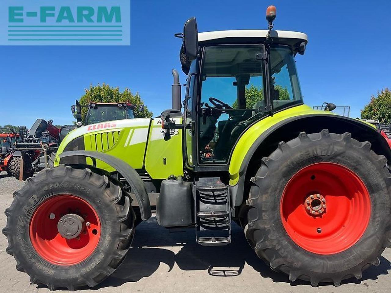 CLAAS arion 620 - Τρακτέρ: φωτογραφία 1 CLAAS arion 620 - Τρακτέρ: φωτογραφία 1