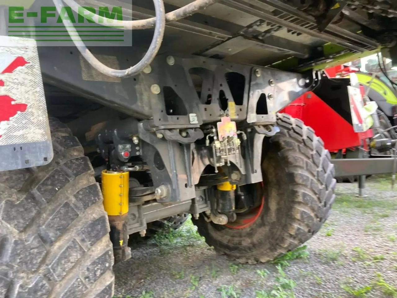 CLAAS autochargeuse cargos 9600 - Βαγόνι ενσίρωσης: φωτογραφία 3 CLAAS autochargeuse cargos 9600 - Βαγόνι ενσίρωσης: φωτογραφία 3