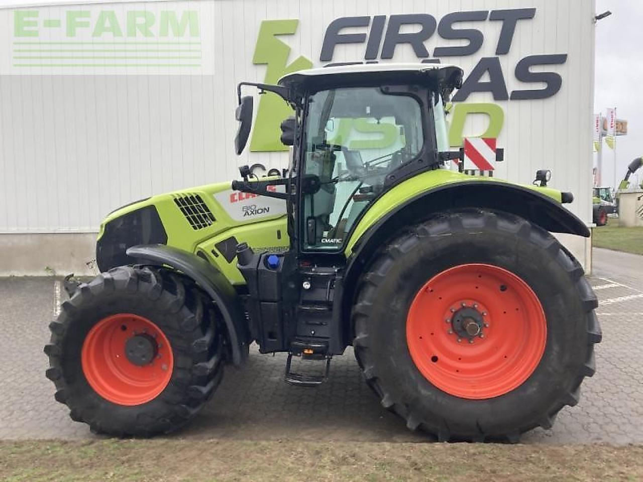 Τρακτέρ CLAAS axion 810: φωτογραφία 9