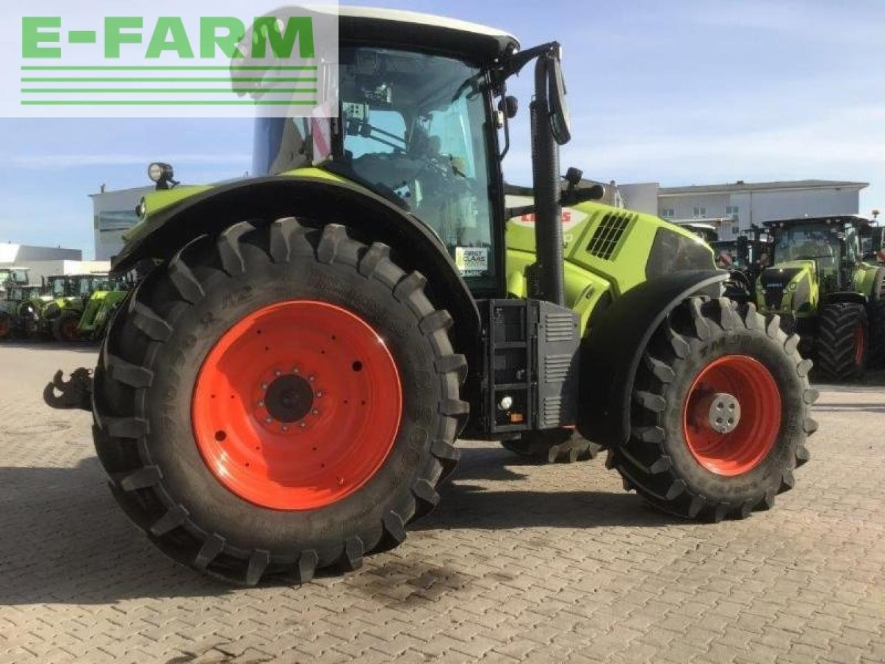 CLAAS axion 870 cmatic CMATIC - Τρακτέρ: φωτογραφία 4 CLAAS axion 870 cmatic CMATIC - Τρακτέρ: φωτογραφία 4