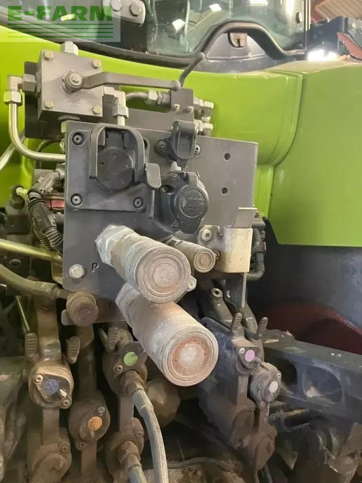CLAAS axion 870 cmatic - Τρακτέρ: φωτογραφία 4 CLAAS axion 870 cmatic - Τρακτέρ: φωτογραφία 4